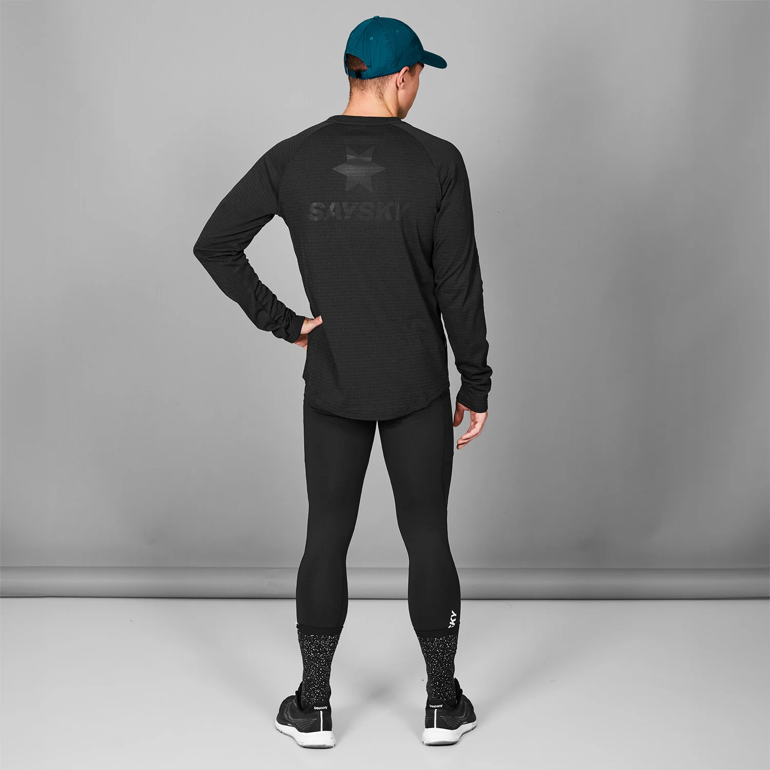 Blaze Long Sleeve Light Fleece - Image 4