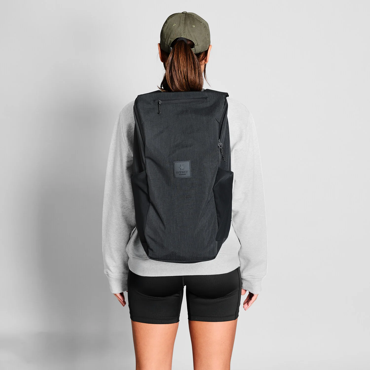 Everyday Backpack 28L - Image 7