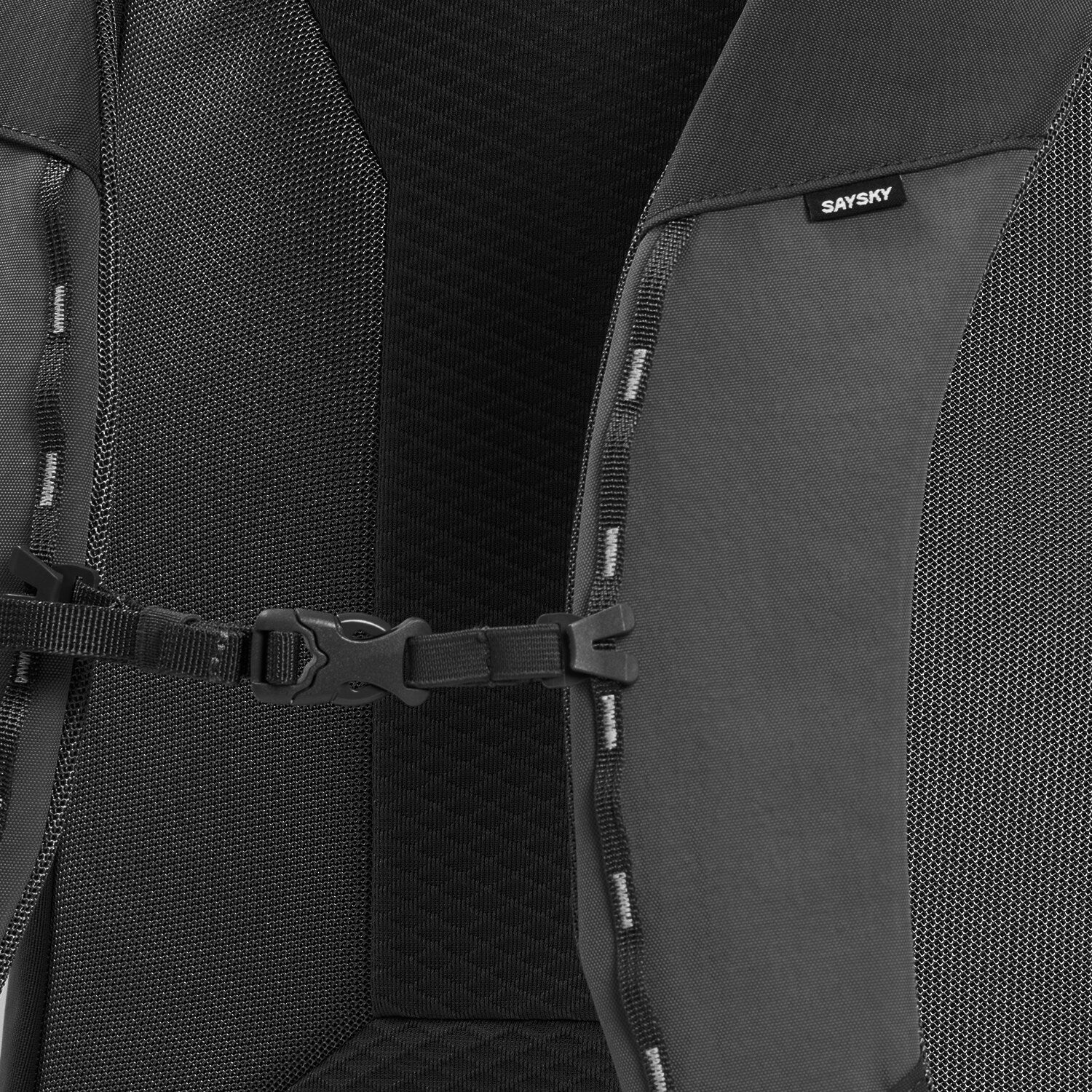 Everyday Backpack 28L - Image 4